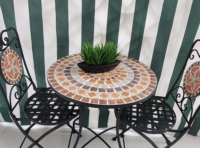 Sweet Night In * Bari